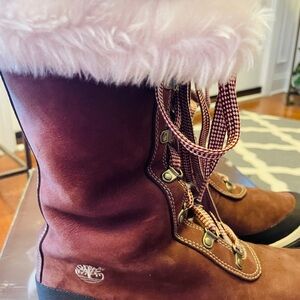 Women's Timberland Brown Lace-Up Fur Lined Boots NIB
